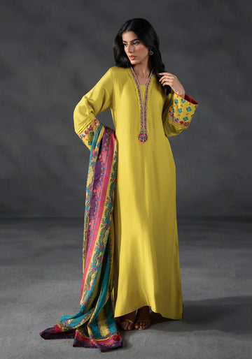 Chic Yellow Glitz