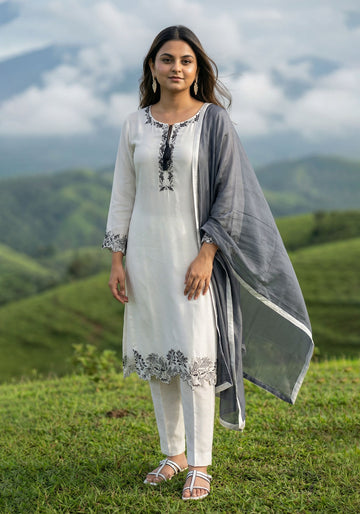 3-Piece Embroidered Suit – Black and White