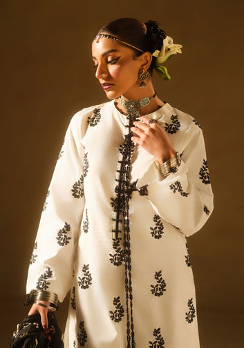 Black & White Embroidered Kurta Set