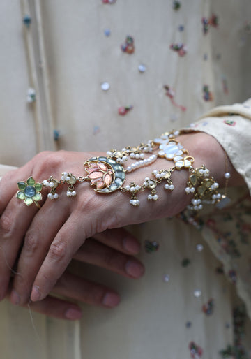 Enamel Floral Haathphool