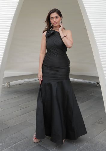 One Shoulder Black Gown