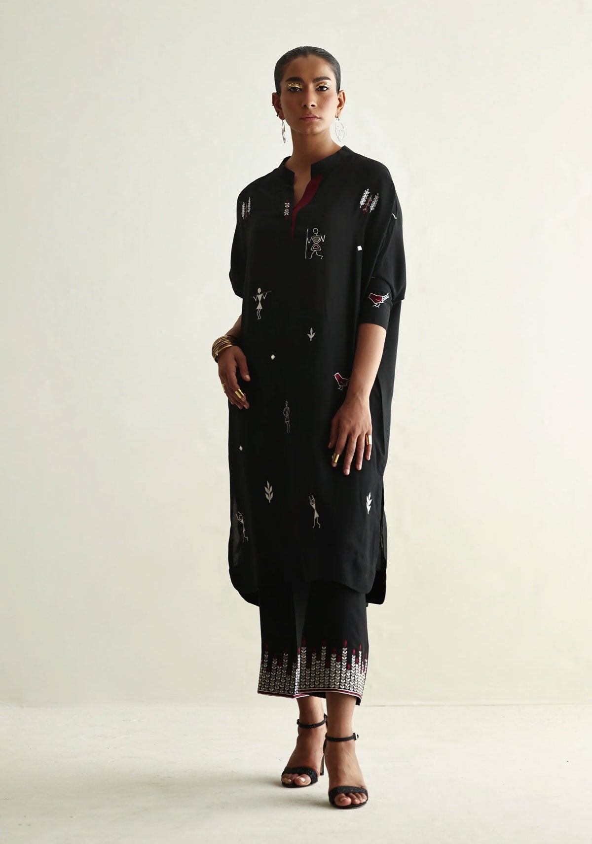 Silhouette - Black