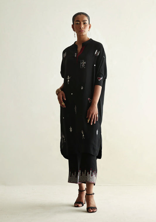 Silhouette - Black