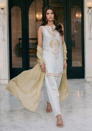 ISMIRA W/ SLEEVES
