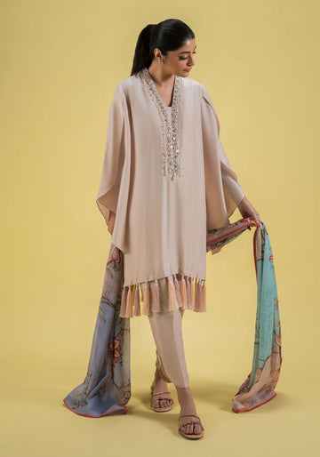 Flowy Charm