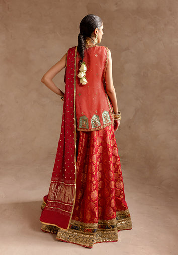 Dazzling Jamawar Lehenga