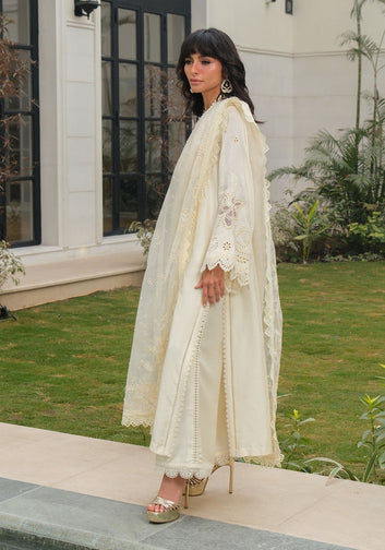 Anaya With Pants And Dupatta
