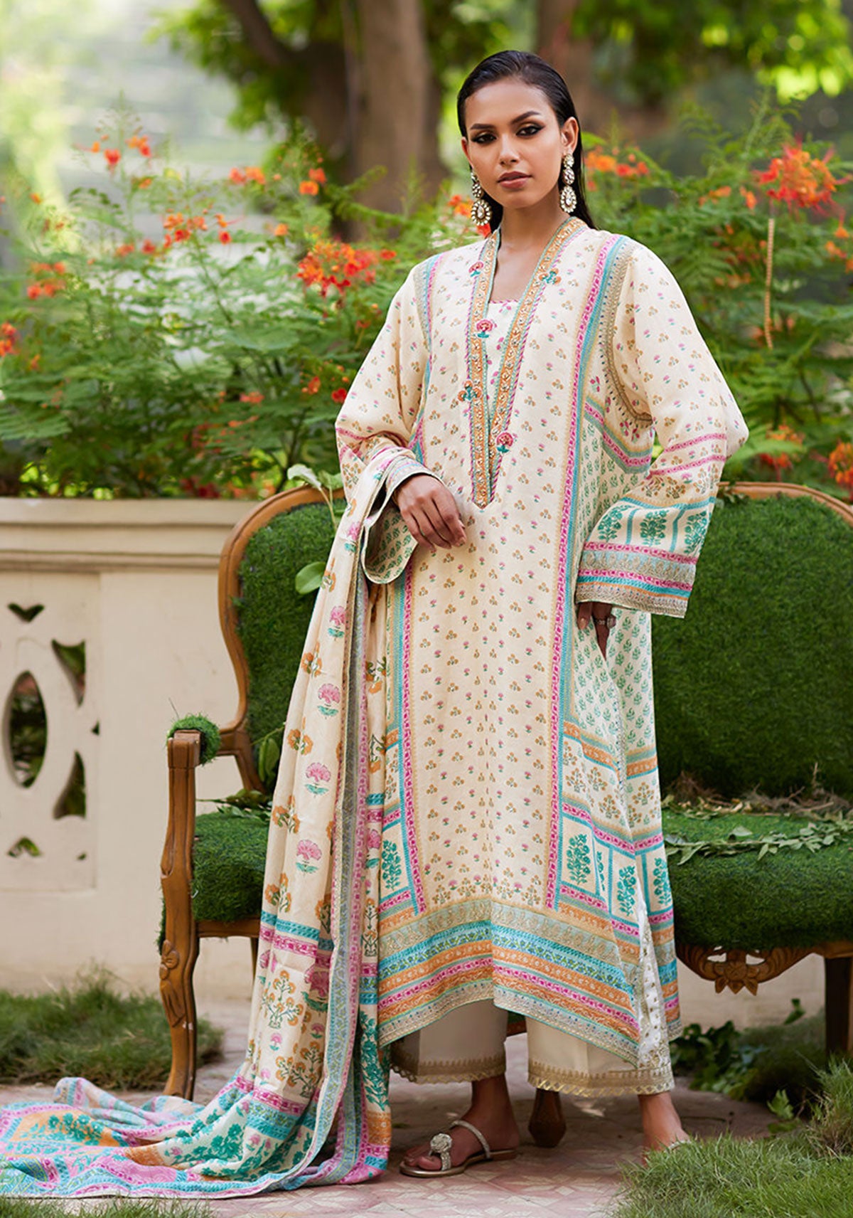 Nural Ivory Kurta And Dupatta