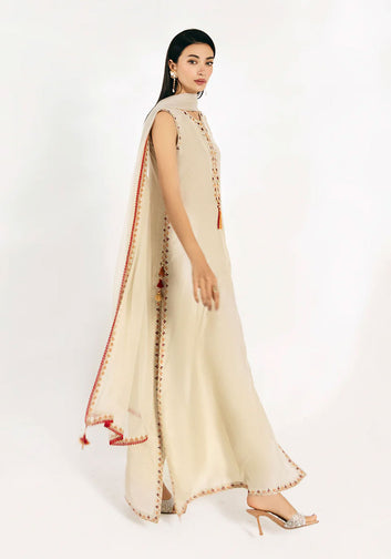 Toffee (Ivory) with Sleeves