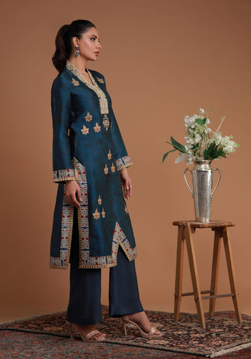 Hand Embroidered Textured Kaftan with Boho Inspired Border