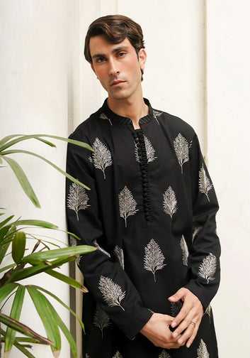 Black Embroidered Kurta Pajama