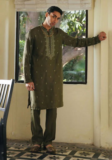 'Ayzaz' Kurta Pajama