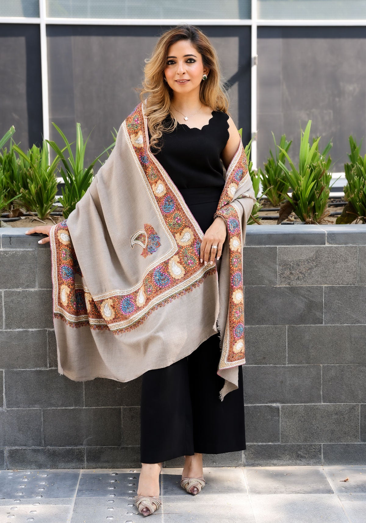 Fawn Pashtoosh border Shawl