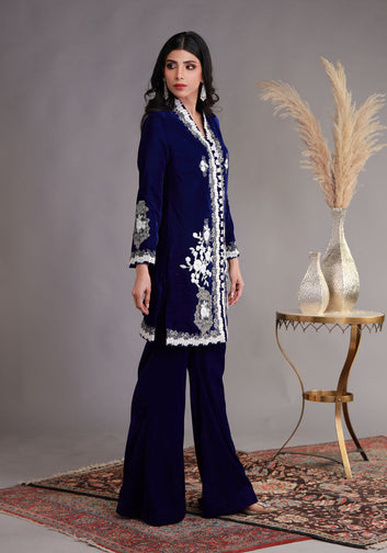 Deep Royal Blue Long Kurta Velvet Outfit with Floral Embroidery