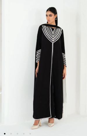 IQA- Lilian – Black
