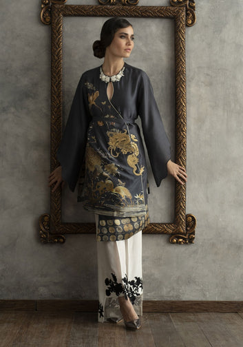 Japanese Black Wrap